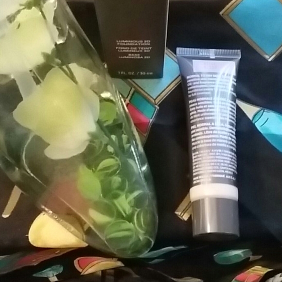 Mary Kay time wise Foundation - Picture 4 of 5